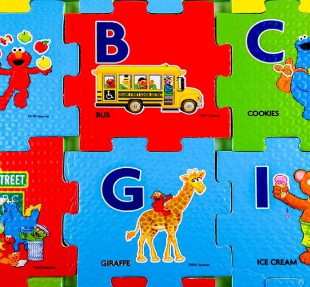 Sesame Street Floor Puzzle